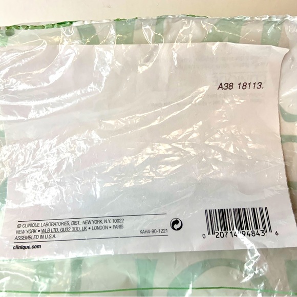 Clinique 7 Day Scrub Cream Rinse-Off Formula 2.5oz/75ml + Pouch Cosmetic Bag NEW - Picture 8 of 10